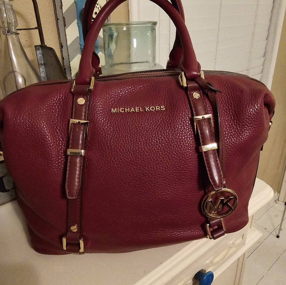 Michael kors purse